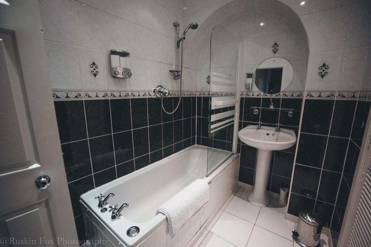 Prime 2 Bedroom City Centre Apt Aberdeen Exterior photo