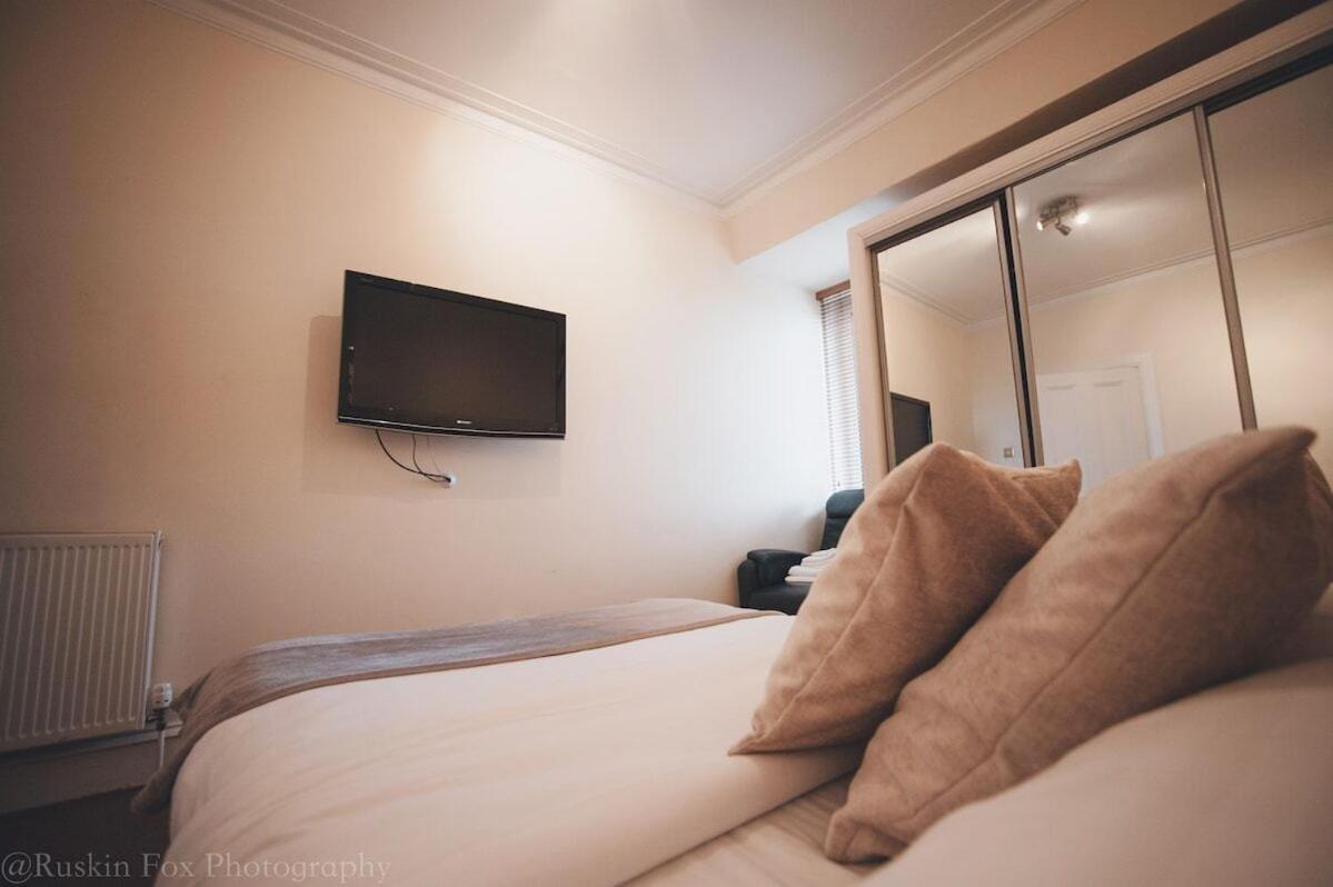 Prime 2 Bedroom City Centre Apt Aberdeen Exterior photo