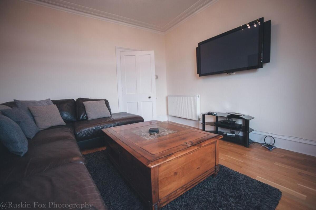 Prime 2 Bedroom City Centre Apt Aberdeen Exterior photo